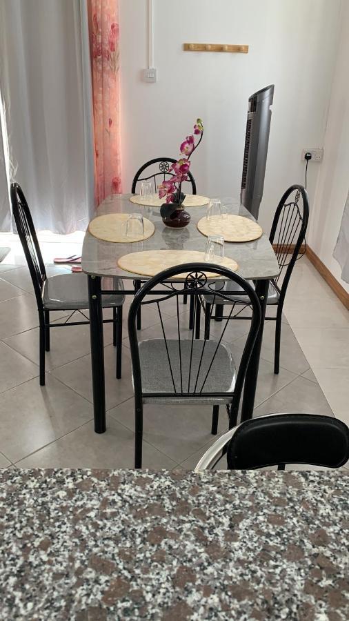 Palm Creek Villa 蒙舒瓦西 外观 照片